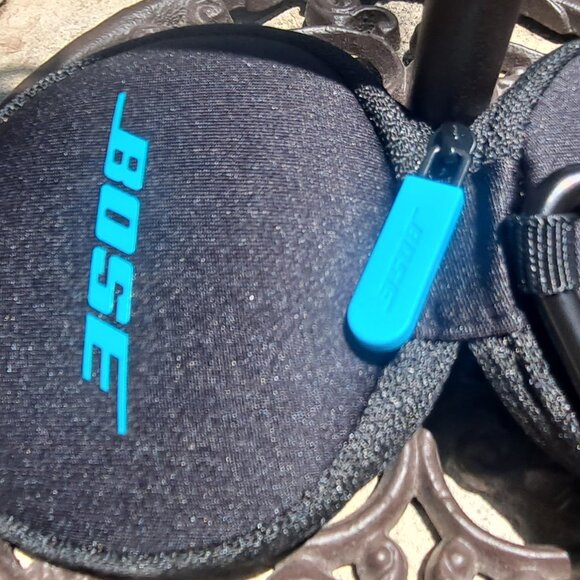 Bose Headphones | Bose Earbuds Carrying Case New Padded Zipper Metal Carabiner 3 - Picture 2 of 5